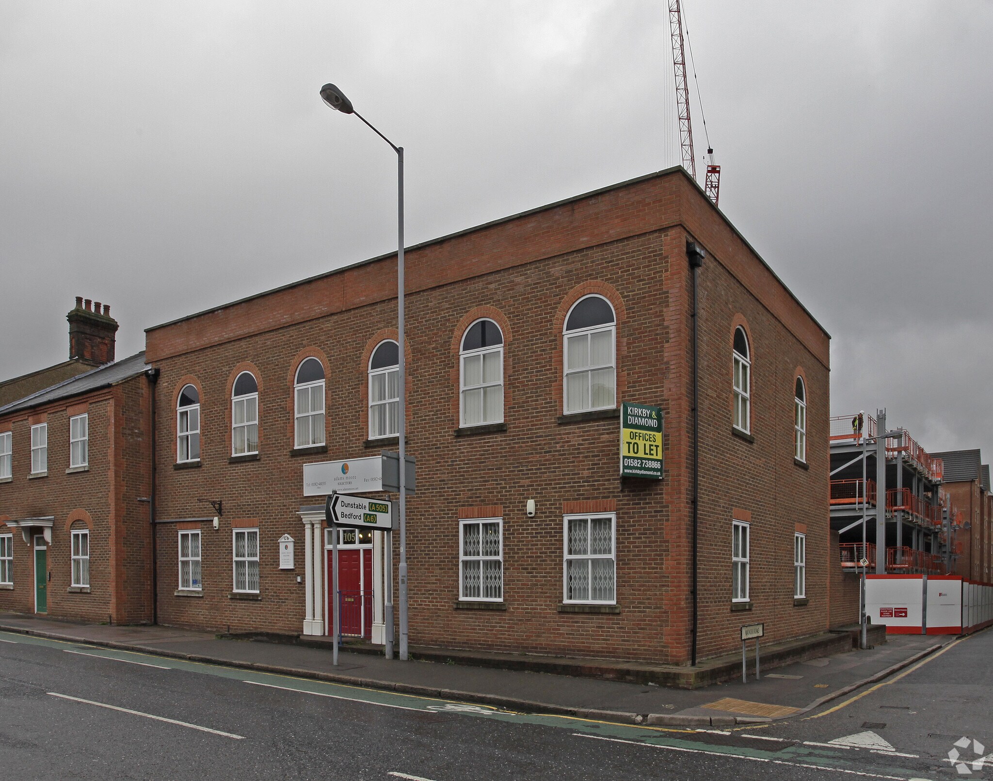 103-105 Park St, Luton for sale Primary Photo- Image 1 of 1