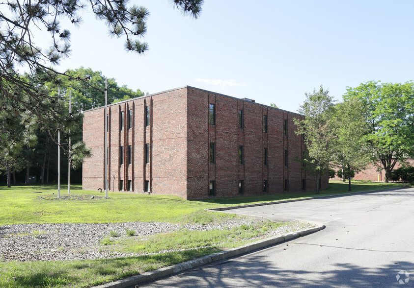 1245 Kings Rd, Schenectady, NY for sale - Primary Photo - Image 1 of 15