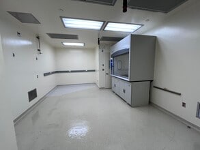319 N Bernardo Ave, Mountain View, CA to rent Building Photo- Image 1 of 4