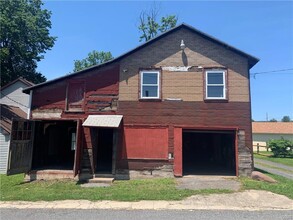 301 Hickory St, Walnutport, PA for sale Primary Photo- Image 1 of 1