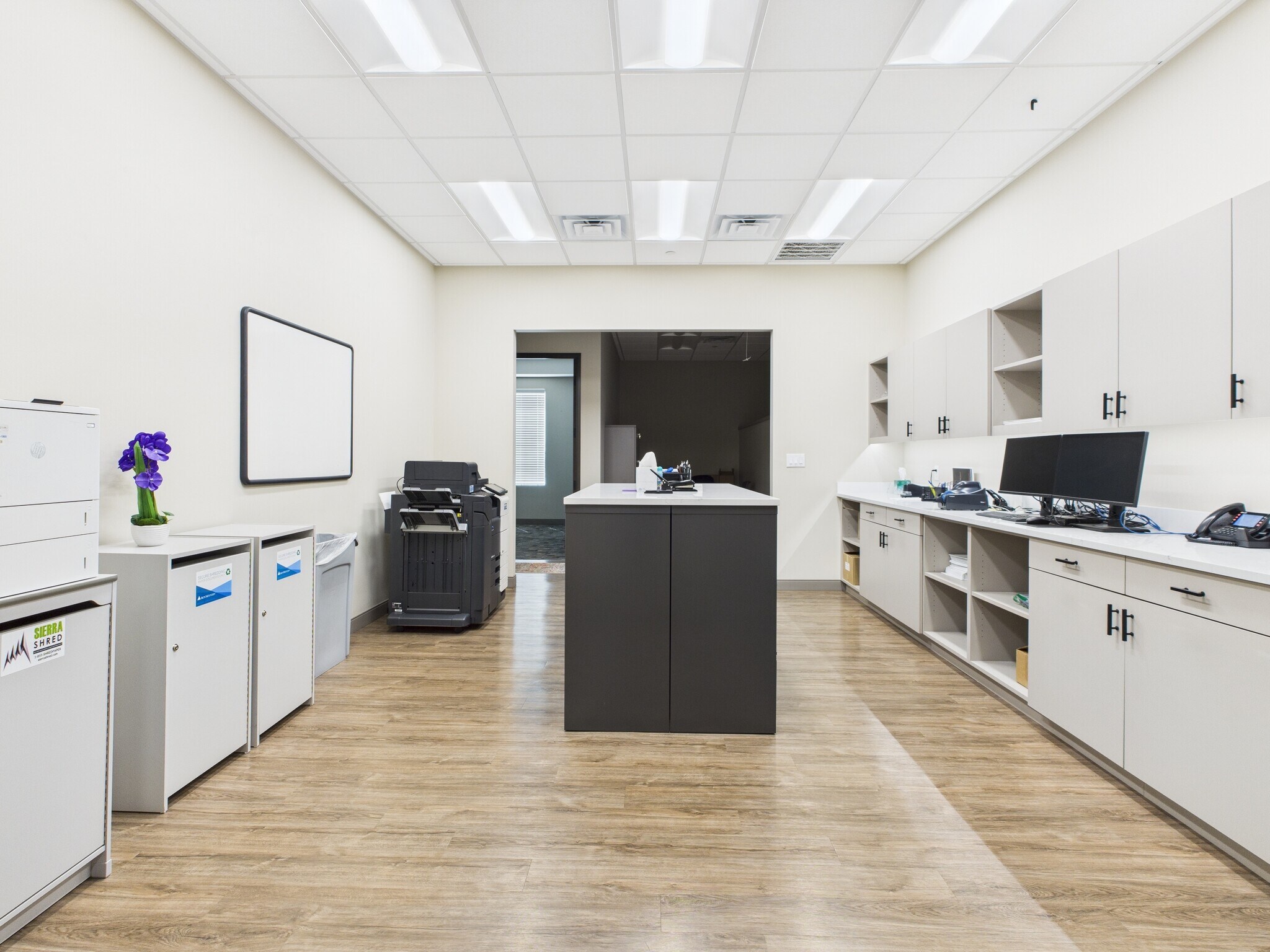 2751 S Stonebridge Dr, McKinney, TX to rent Interior Photo- Image 1 of 6