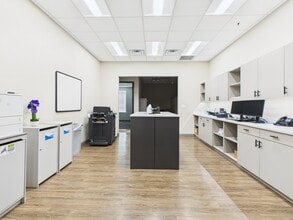 2751 S Stonebridge Dr, McKinney, TX to rent Interior Photo- Image 1 of 6