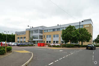 Almondvale Way, Livingston for rent Building Photo- Image 1 of 3