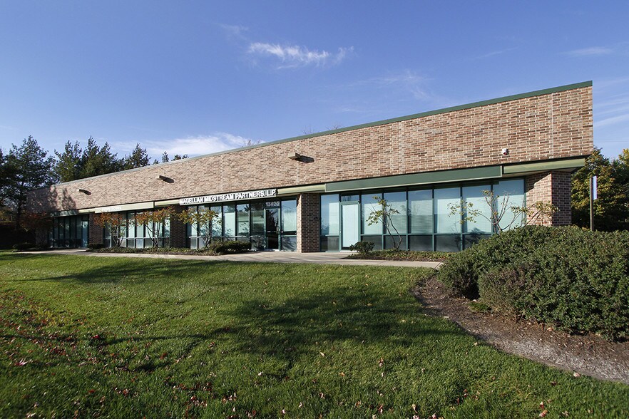 13420-13430 W 98th St, Lenexa, KS for sale - Building Photo - Image 1 of 1