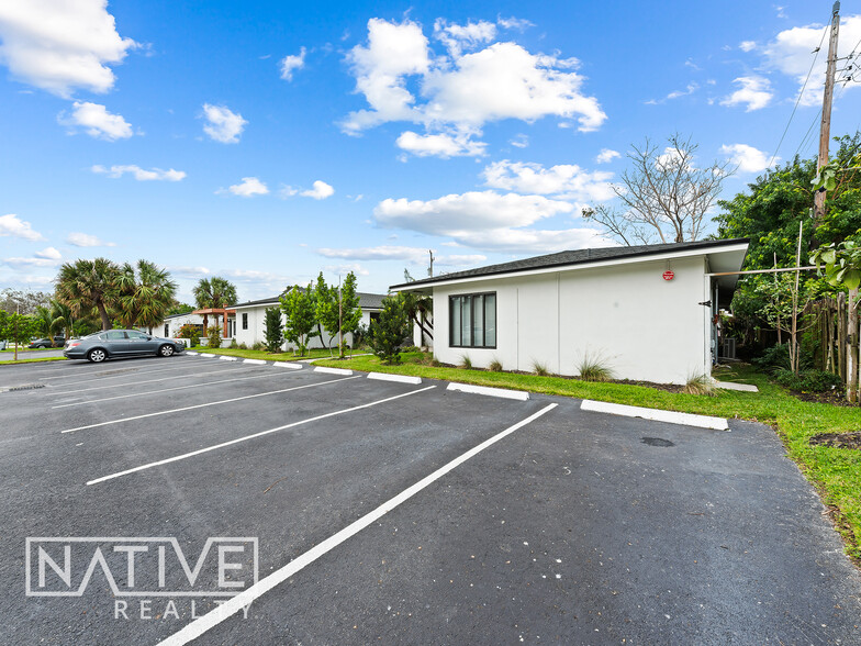 3305 SE 5th St, Pompano Beach, FL for sale - Building Photo - Image 3 of 46