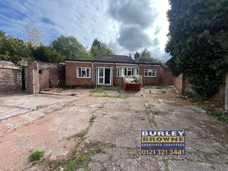 6 Forge Ln, Sutton Coldfield to rent Building Photo- Image 1 of 4