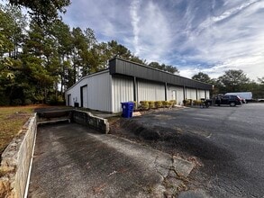 7311 Pepperdam Ave, North Charleston, SC to rent Building Photo- Image 2 of 5