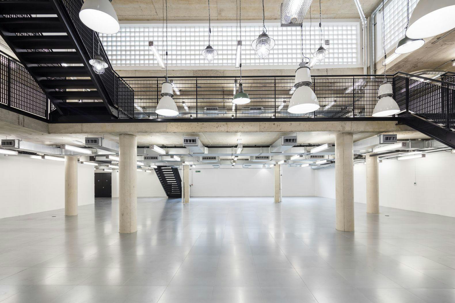 24 Wenlock Rd, London for sale Primary Photo- Image 1 of 1