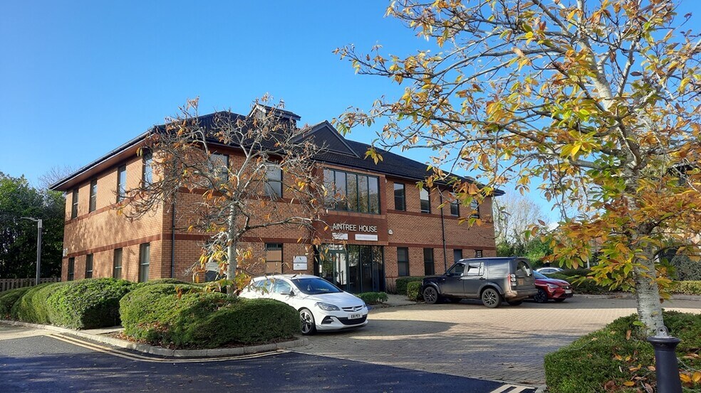 Blackbrook Park Ave, Taunton to rent - Building Photo - Image 2 of 3