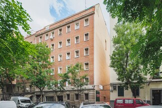 More details for Calle Divino Vallés, 12, Madrid - Retail to Rent
