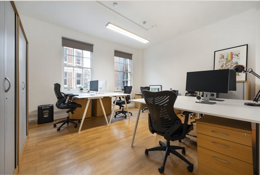 55 Riding House St, London for sale Interior Photo- Image 1 of 1