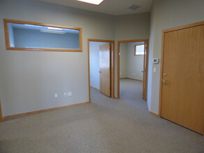 6662 Gunpark Dr, Boulder, CO for rent Interior Photo- Image 1 of 7