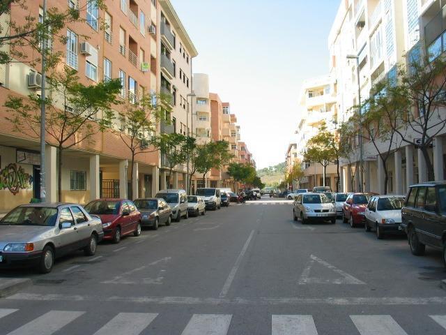 Retail in Cáceres to rent - Building Photo - Image 1 of 1