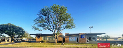 2315 50th St, Lubbock, TX for rent Building Photo- Image 1 of 8