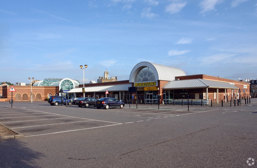 Rye Ln, London to rent - Building Photo - Image 3 of 13