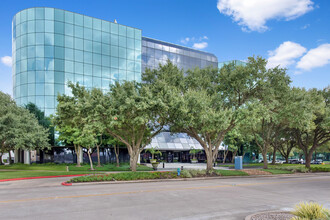 1880 Dairy Ashford St, Houston, TX for rent Building Photo- Image 1 of 23