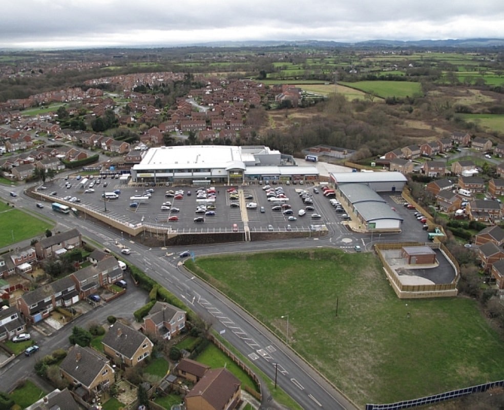 Ffordd Llanarth, Deeside to rent Aerial- Image 1 of 4