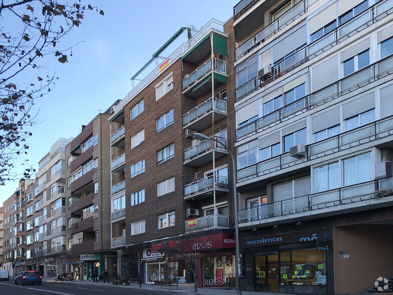 Calle López de Hoyos, 78, Madrid, Madrid for rent - Primary Photo - Image 1 of 2