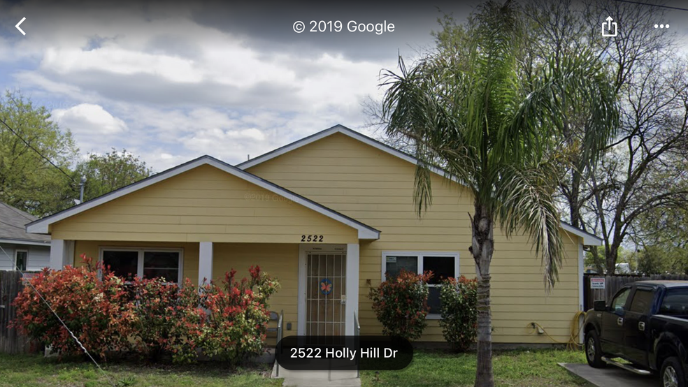 2522 Holly Hill Dr, San Antonio, TX for rent - Primary Photo - Image 1 of 59