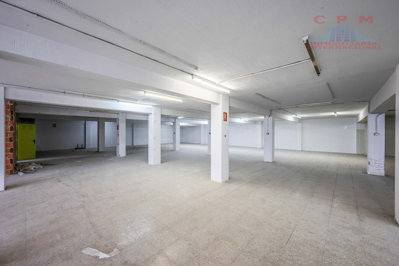 Madrid, MAD 28034 - Unit Puerta 01 - - Interior Photo - Image 2 of 22