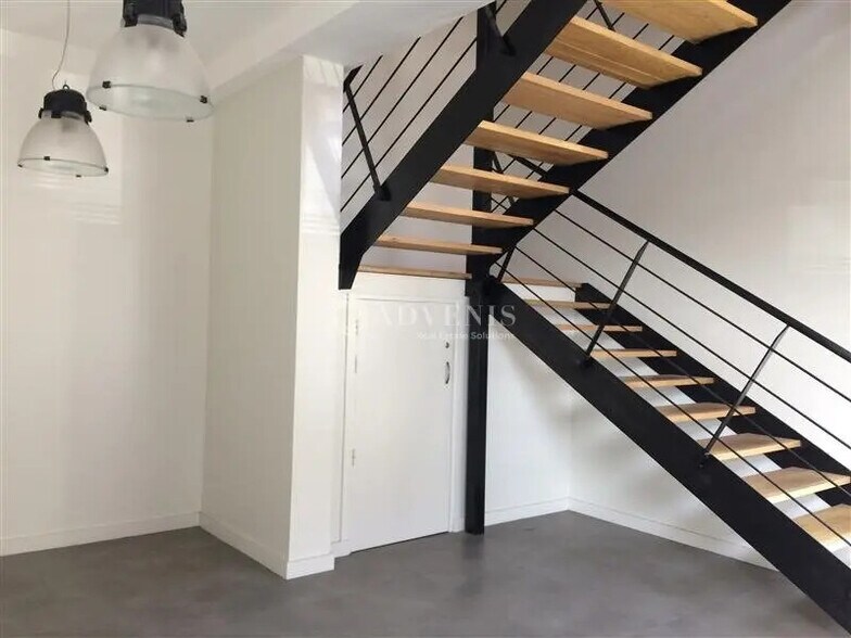 Office in Lille to rent - Interior Photo - Image 2 of 9