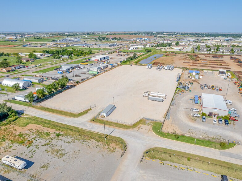 2500 Spur Ln, El Reno, OK for rent - Building Photo - Image 1 of 9