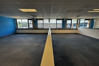 Shore Rd, Perth to rent Interior Photo- Image 2 of 8