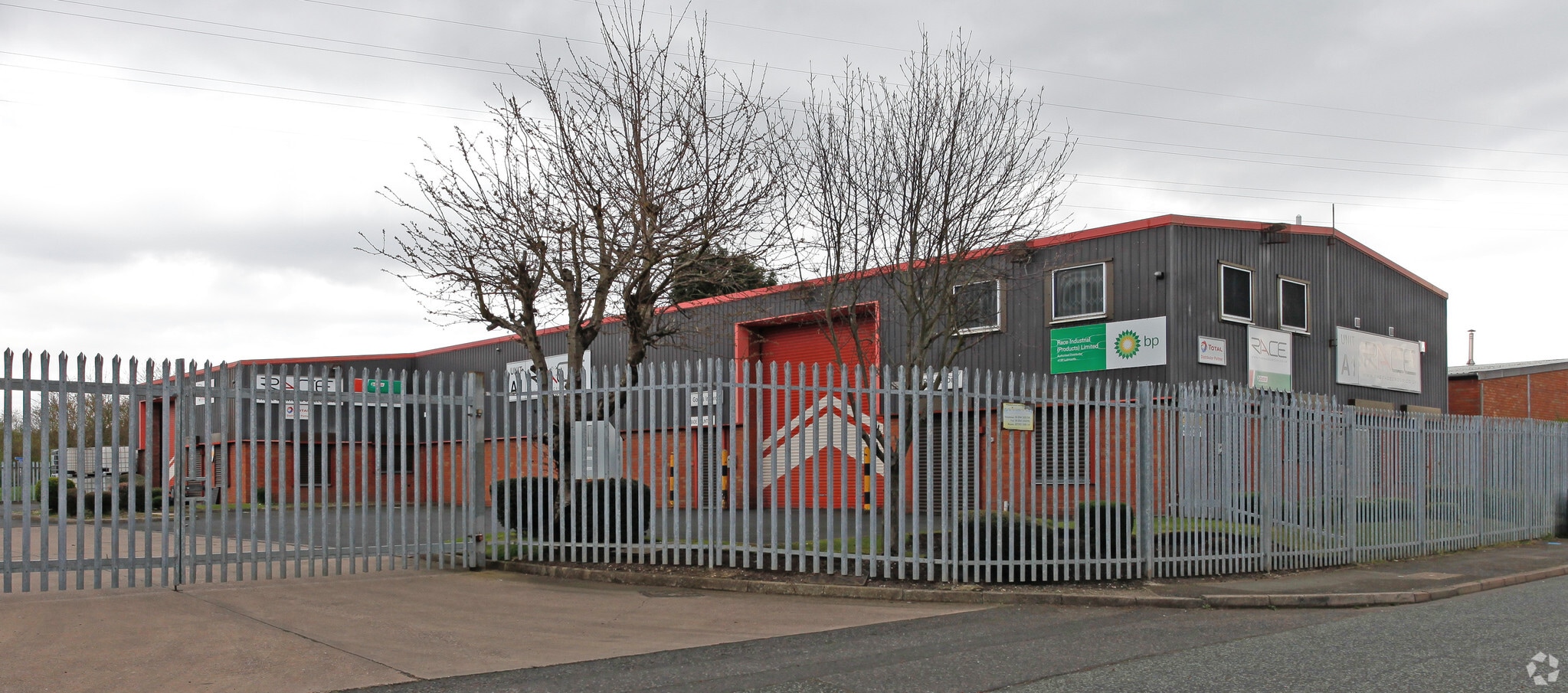 Fens Pool Ave, Brierley Hill for sale Primary Photo- Image 1 of 1