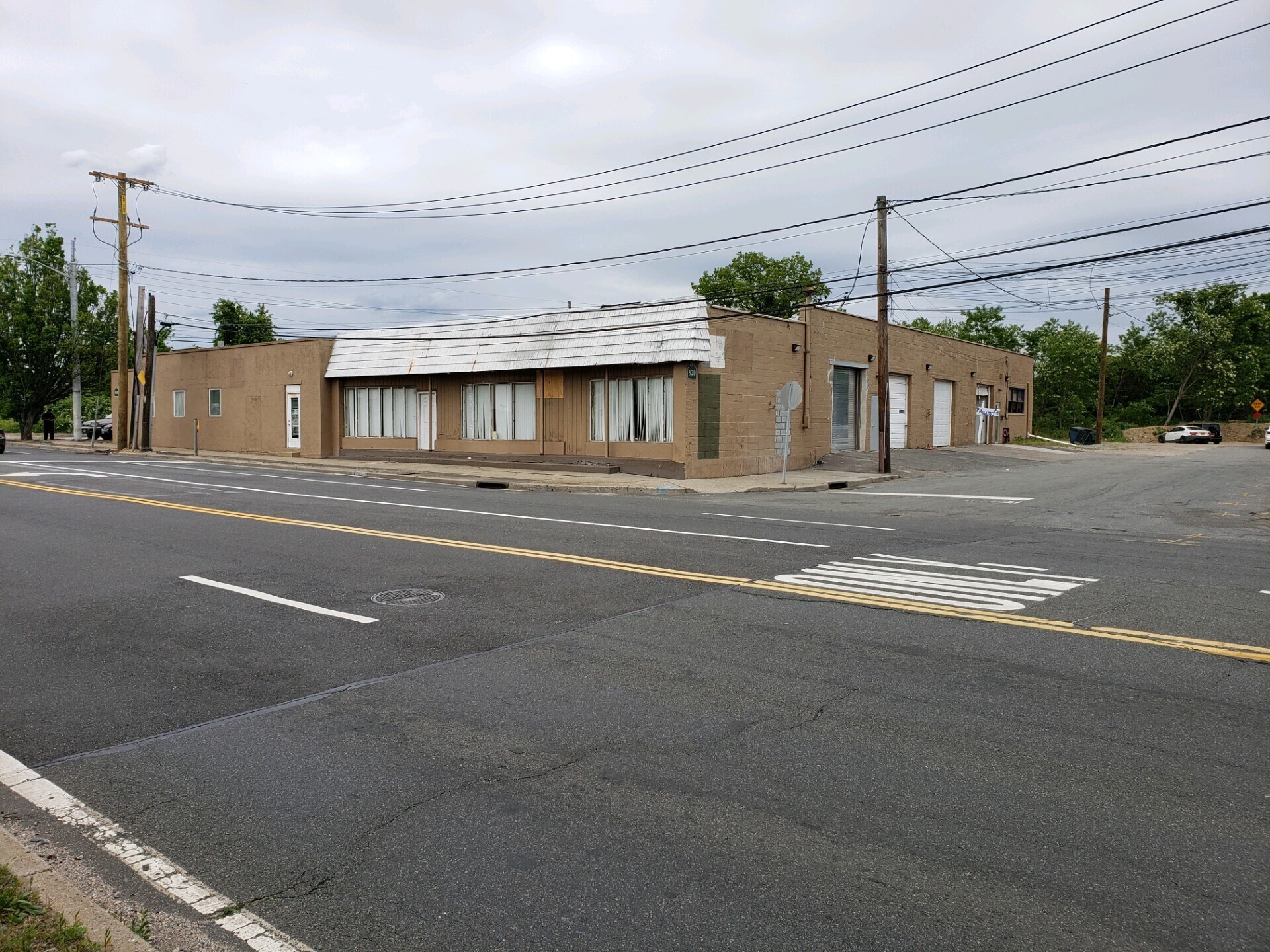 920 N Wellwood Ave, Lindenhurst, NY for sale Building Photo- Image 1 of 1