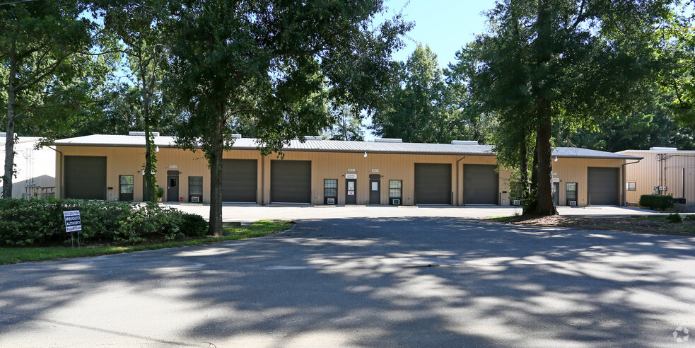 2912 Cresent Dr, Tallahassee, FL for rent - Building Photo - Image 3 of 4