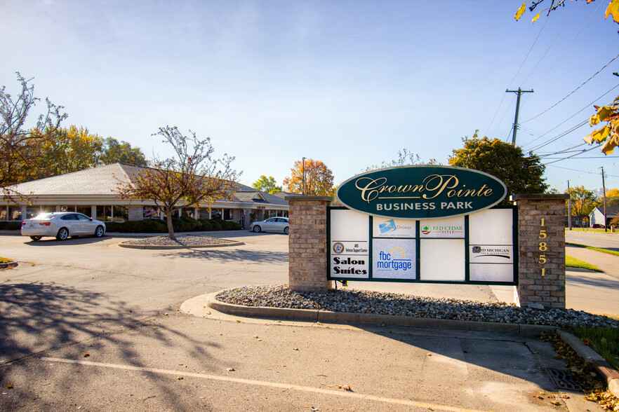 15851 S Old Us-27, Lansing, MI for rent - Building Photo - Image 3 of 8