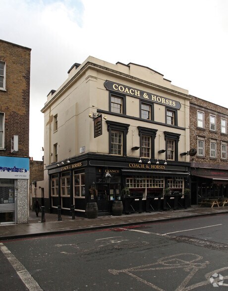 178 Stoke Newington High St, London for sale - Primary Photo - Image 1 of 1