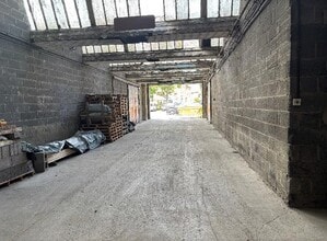 Whalley Rd, Burnley to rent Interior Photo- Image 1 of 3