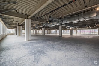 200 W 3rd St, Newport, KY to rent Building Photo- Image 2 of 6