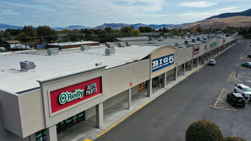 2200-2212 Island Ave, La Grande, OR for rent - Building Photo - Image 1 of 5