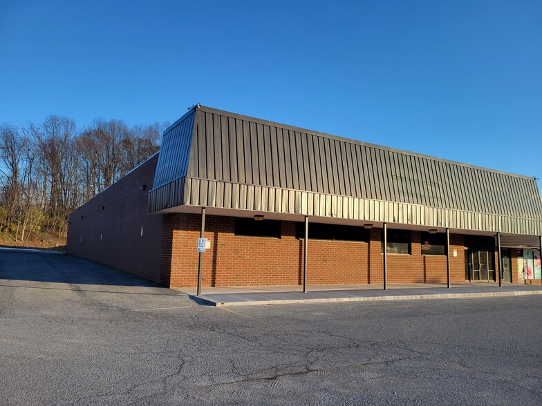 2726 Lee Hwy, Troutville, VA for rent - Building Photo - Image 2 of 15