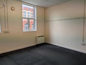 9 Market St, Wellingborough to rent Interior Photo- Image 2 of 2