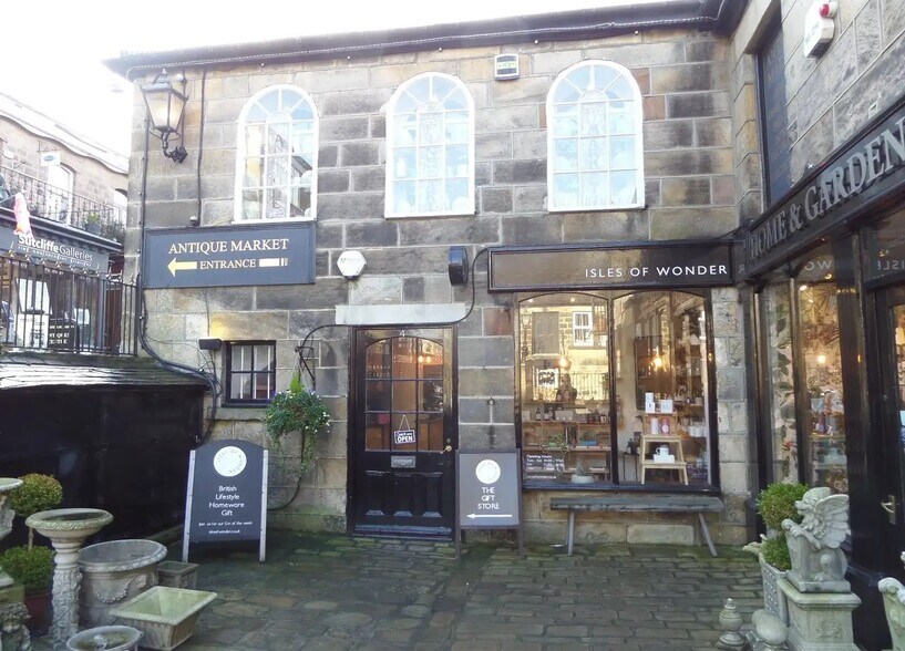 4 Montpellier Mews, Harrogate HG1 2TQ UK