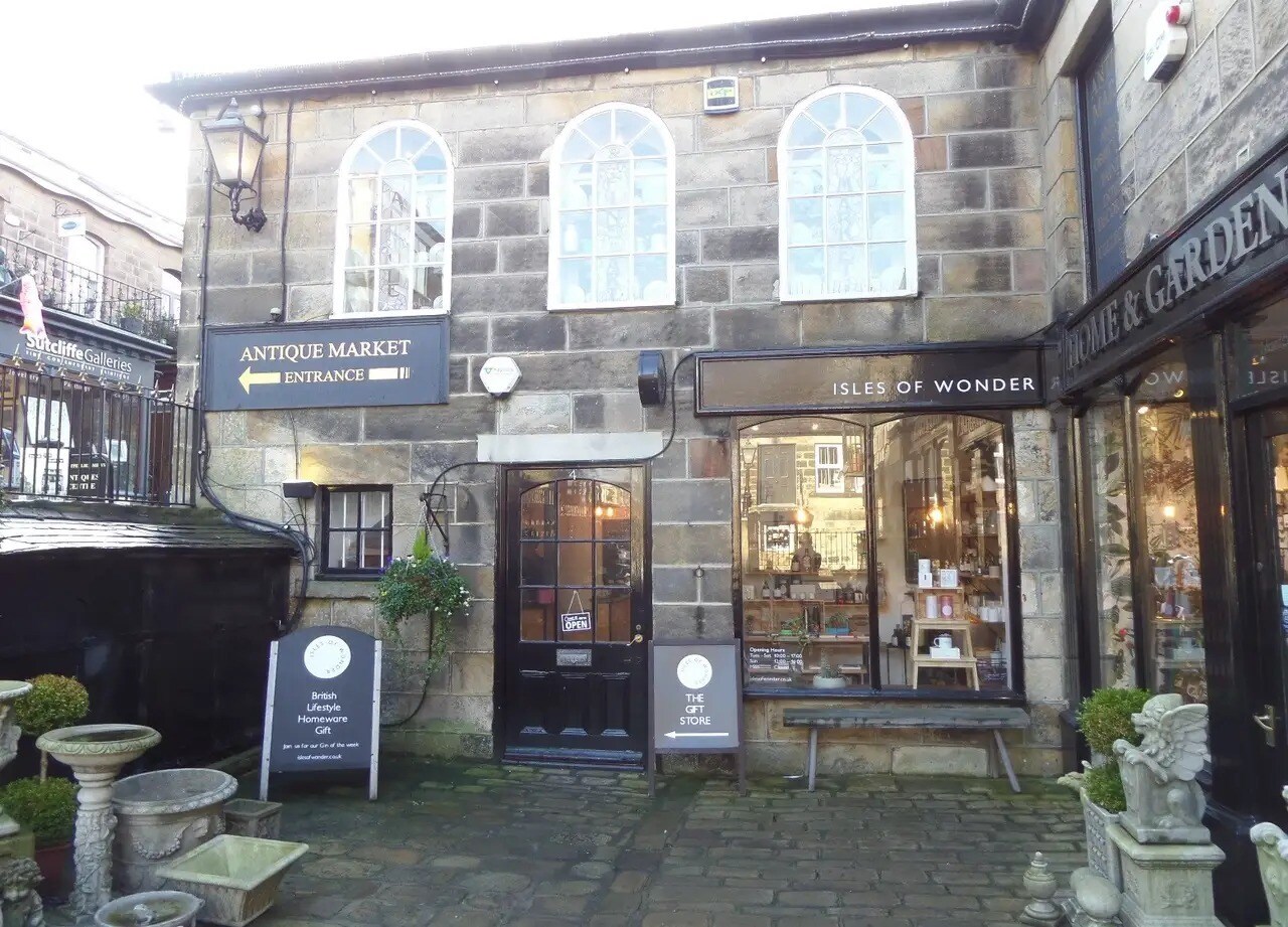 4 Montpellier Mews, Harrogate for sale Building Photo- Image 1 of 1