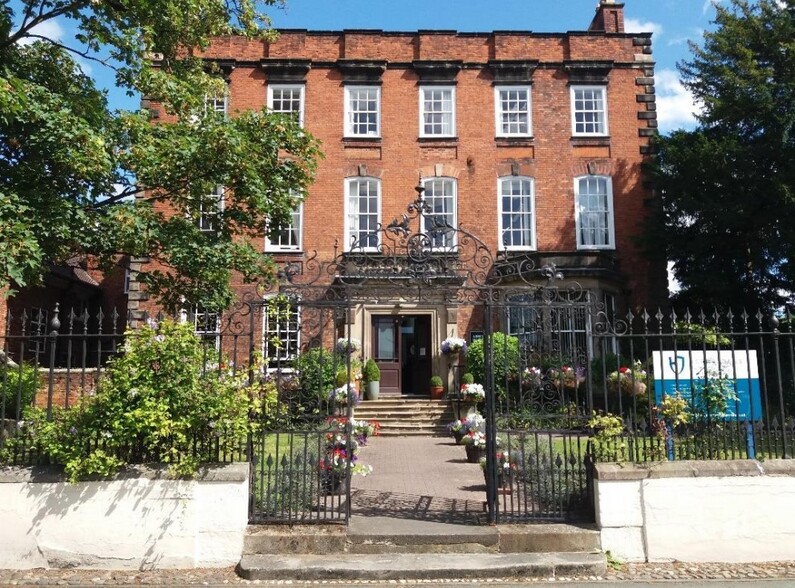 Abbey Forgate, Shrewsbury for sale - Interior Photo - Image 1 of 1