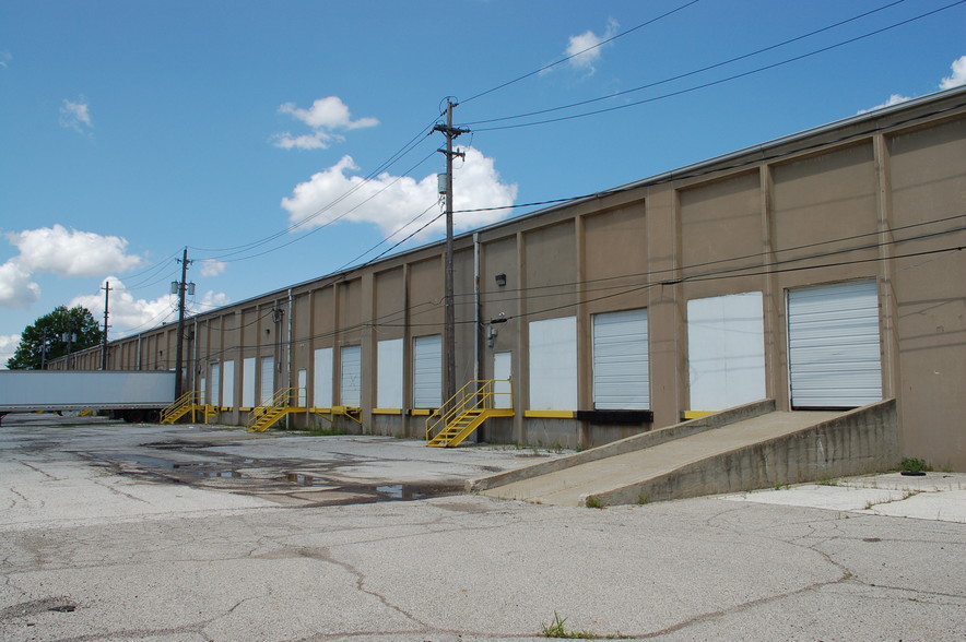 26820 Fargo Ave, Bedford Heights, OH for rent - Building Photo - Image 2 of 5