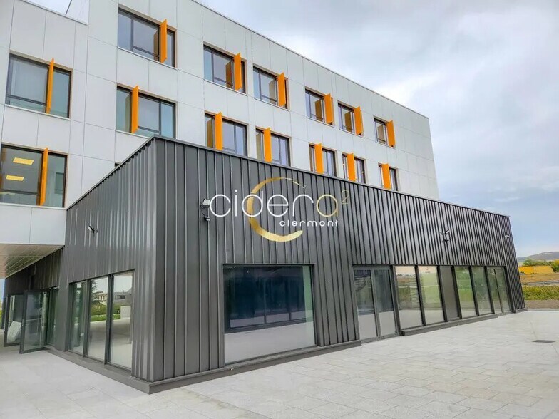 Retail in Clermont-Ferrand for sale - Building Photo - Image 1 of 10