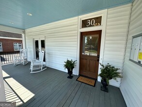 30 Jefferson St, Newnan, GA for rent Building Photo- Image 2 of 13