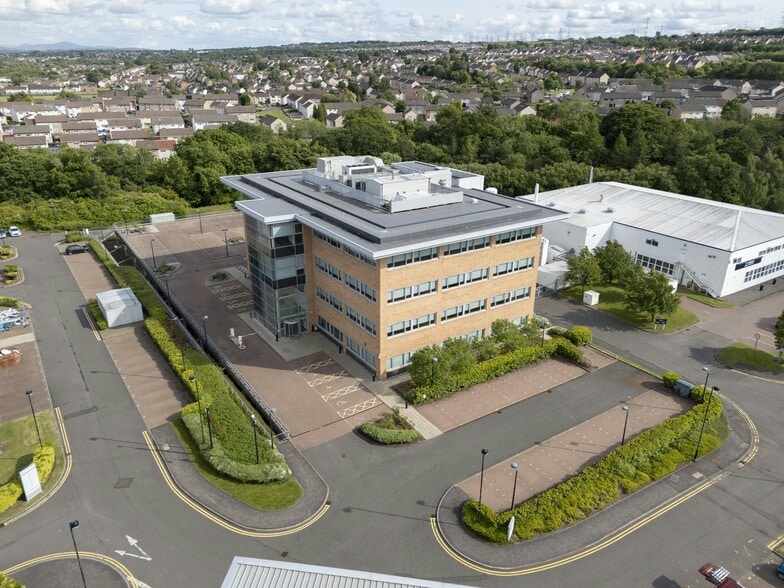 6 Stanley Blvd, Blantyre to rent - Building Photo - Image 1 of 19