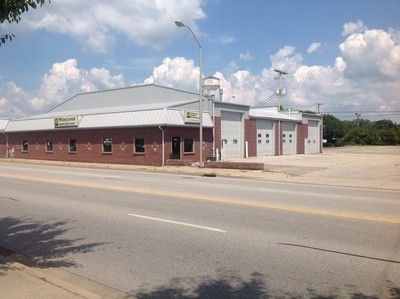 1441 Central Ave, Columbus, IN for rent - Building Photo - Image 1 of 3