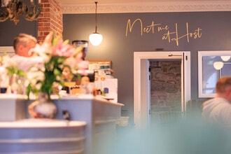 Host St Ives, St Ives to rent Interior Photo- Image 2 of 17