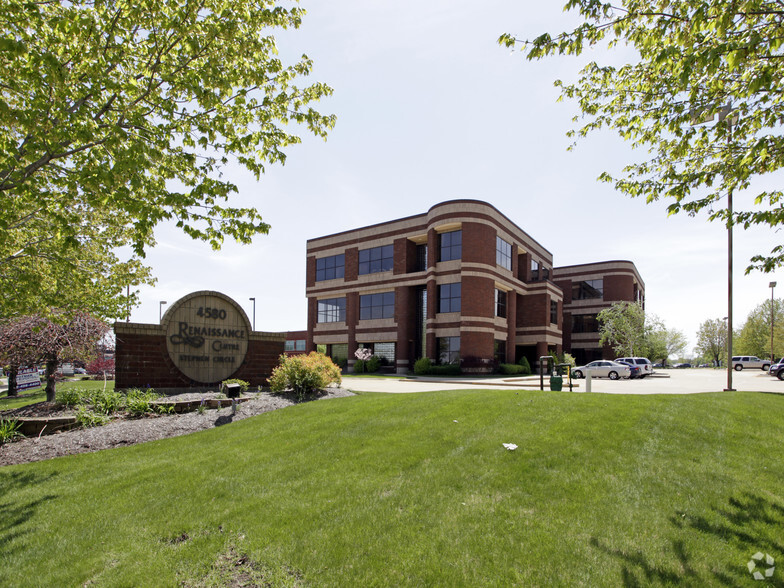 4580 Stephen Cir NW, Canton, OH for rent - Building Photo - Image 3 of 6