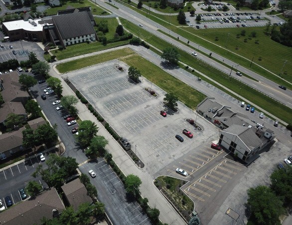 6300 Far Hills Ave, Centerville, OH to rent Primary Photo- Image 1 of 2