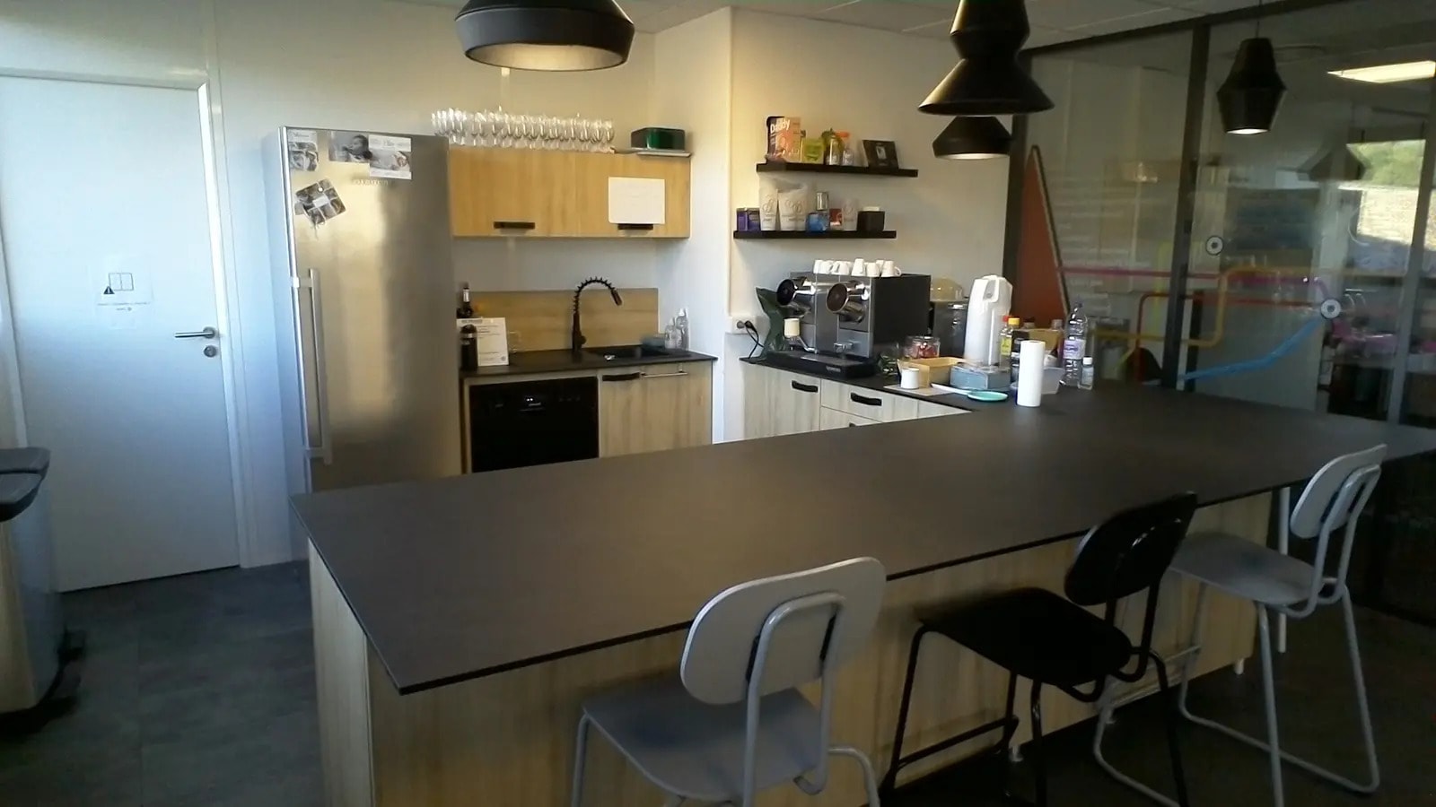 515 Avenue De La Tramontane, La Ciotat for sale Building Photo- Image 1 of 9