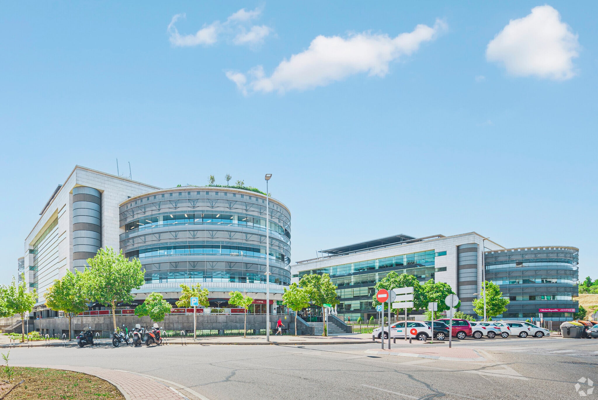 Calle de Anabel Segura, 11, Alcobendas, Madrid to rent Building Photo- Image 1 of 20
